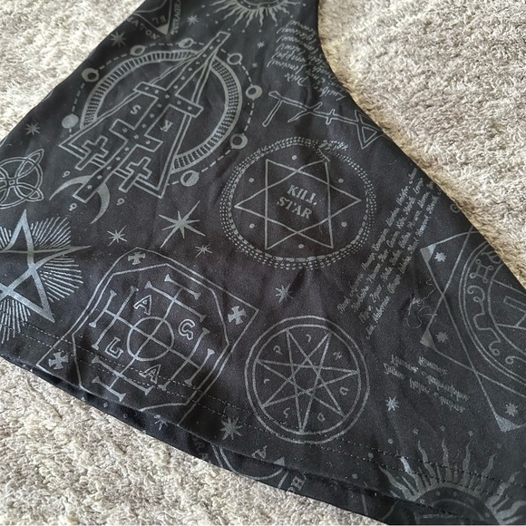 KILLSTAR Witchhead Hooded Crop Top - Picture 5 of 8